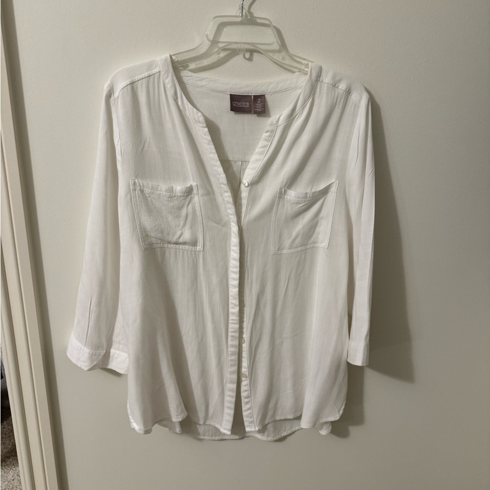 Women’s Chico white bun down blouse size 2
